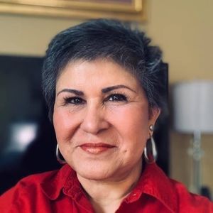 Meet your Posher, Dolly